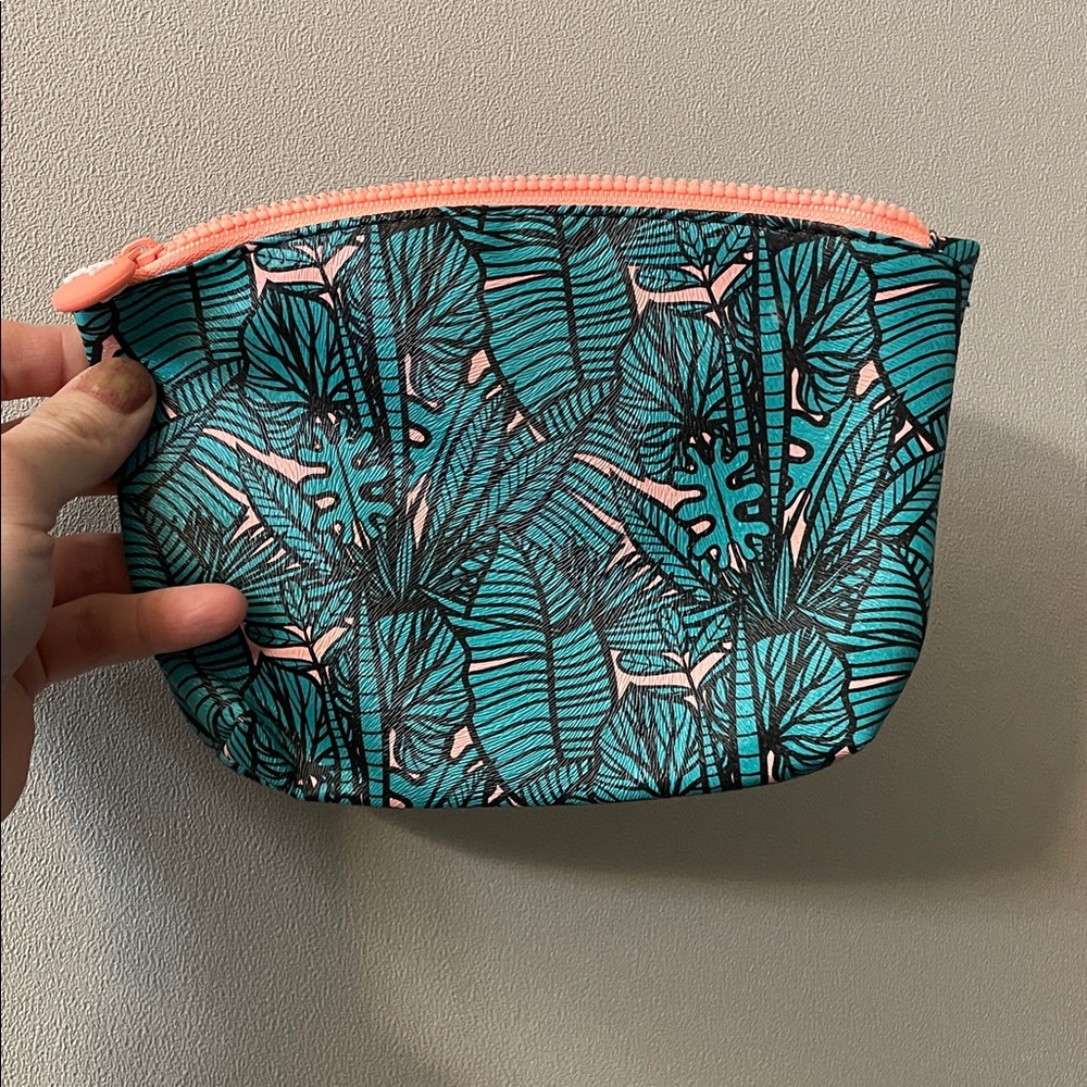 FREE WITH 5/$20 MAKEUP PURCHASE! Ipsy Leaf Print Pouch with Peach Zipper